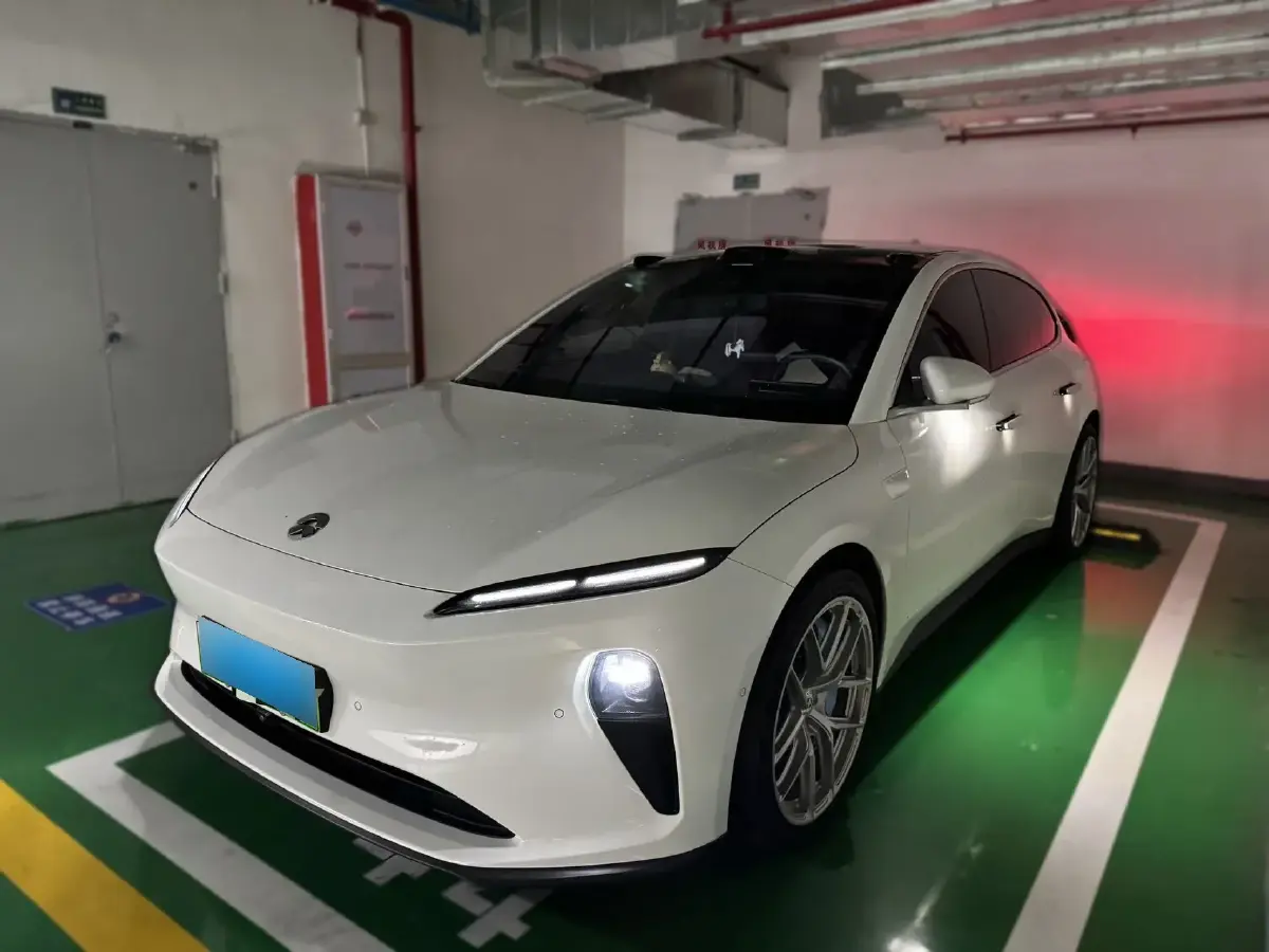 2024 NIO ET5T BEV 75KWH