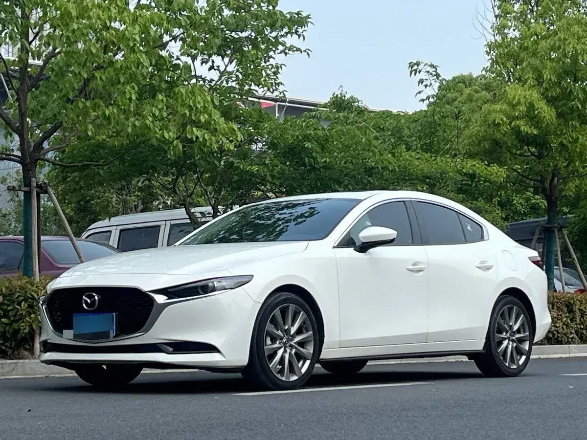 2023 Mazda 3 Axela 2.0L 158HP L4 6AT