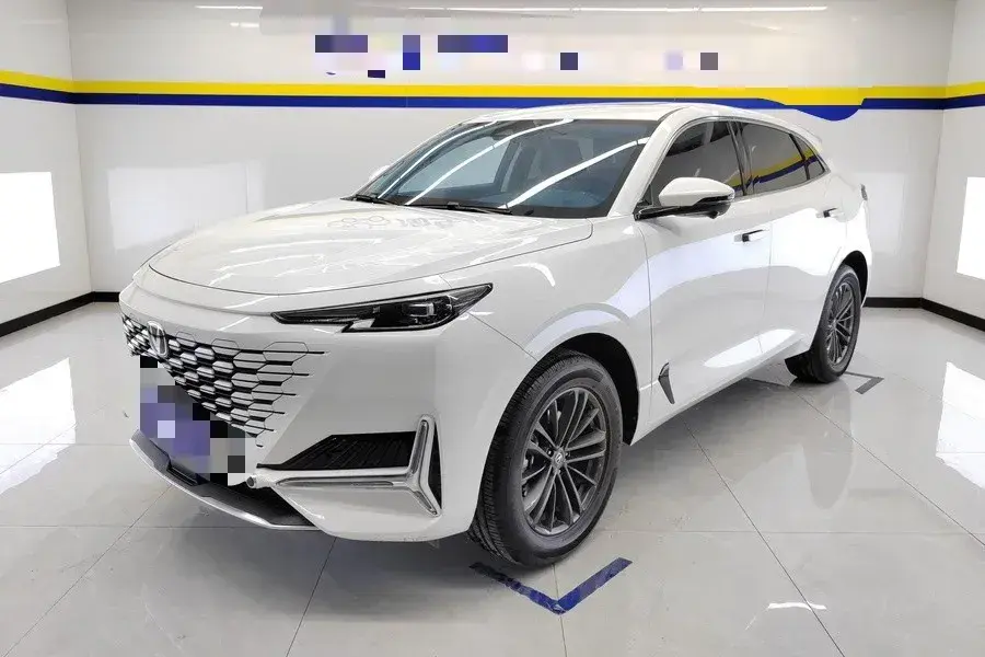 2024 ChangAn UNI-K 2.0T 233HP L4 8AT