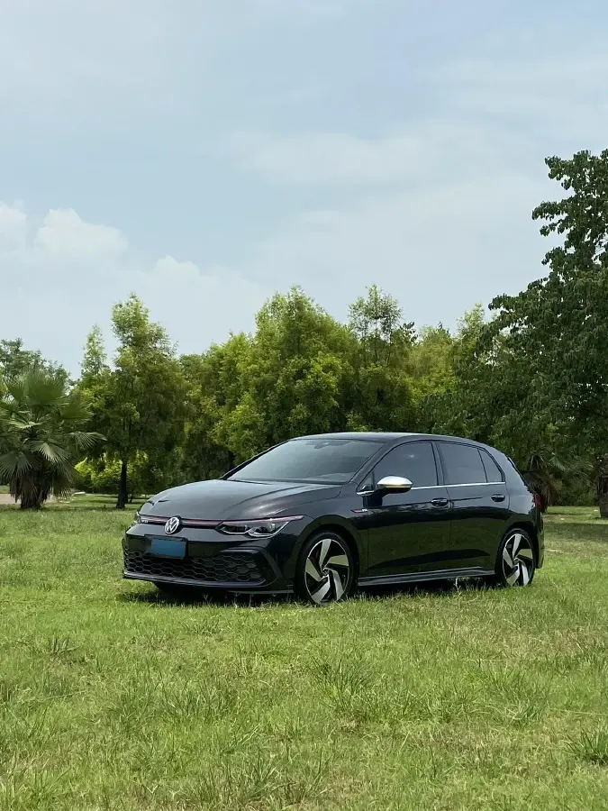 2021 Volkswagen GolfGTI 2.0T 220HP L4 7DCT