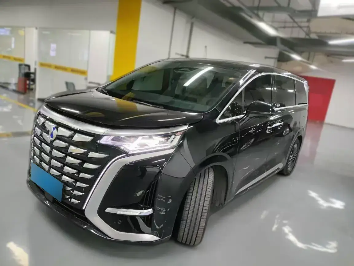 2024 Denza D9 1.5T 139HP L4 E-CVT PHEV 40KWH