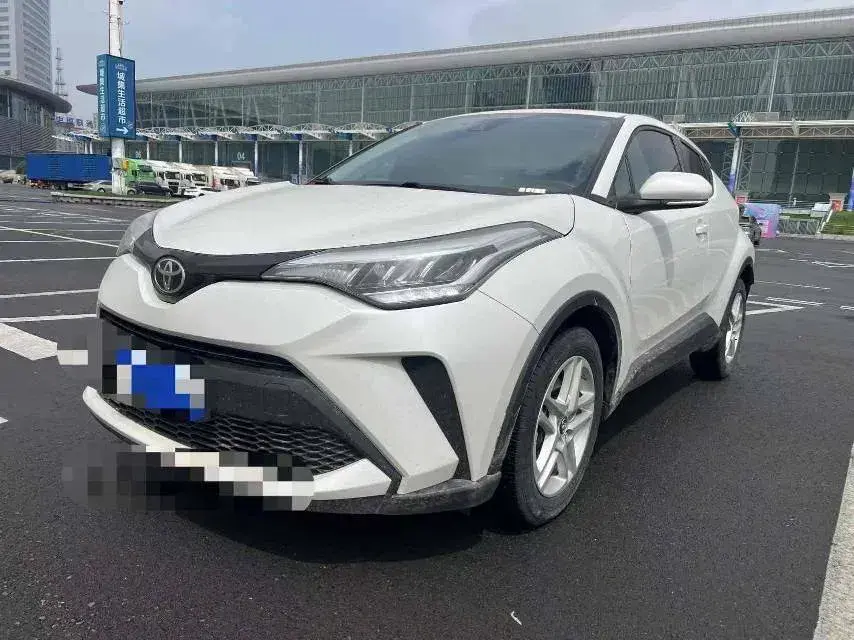 2021 Toyota C-HR 2.0L 171HP L4 CVT