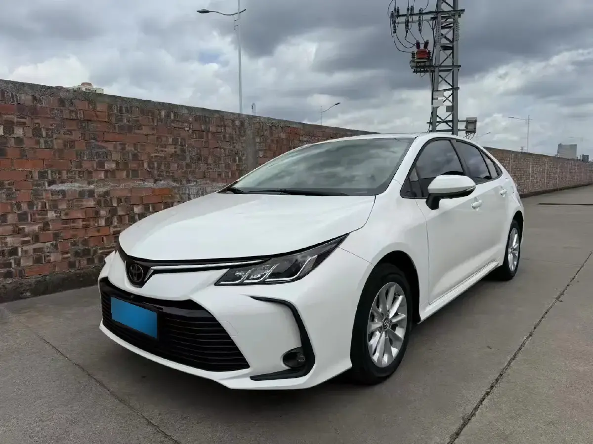 2021 Toyota Corolla 1.2T 116HP L4 CVT