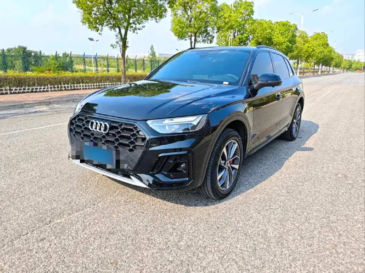 2025 Audi Q5L 2.0T 245HP L4 7DCT