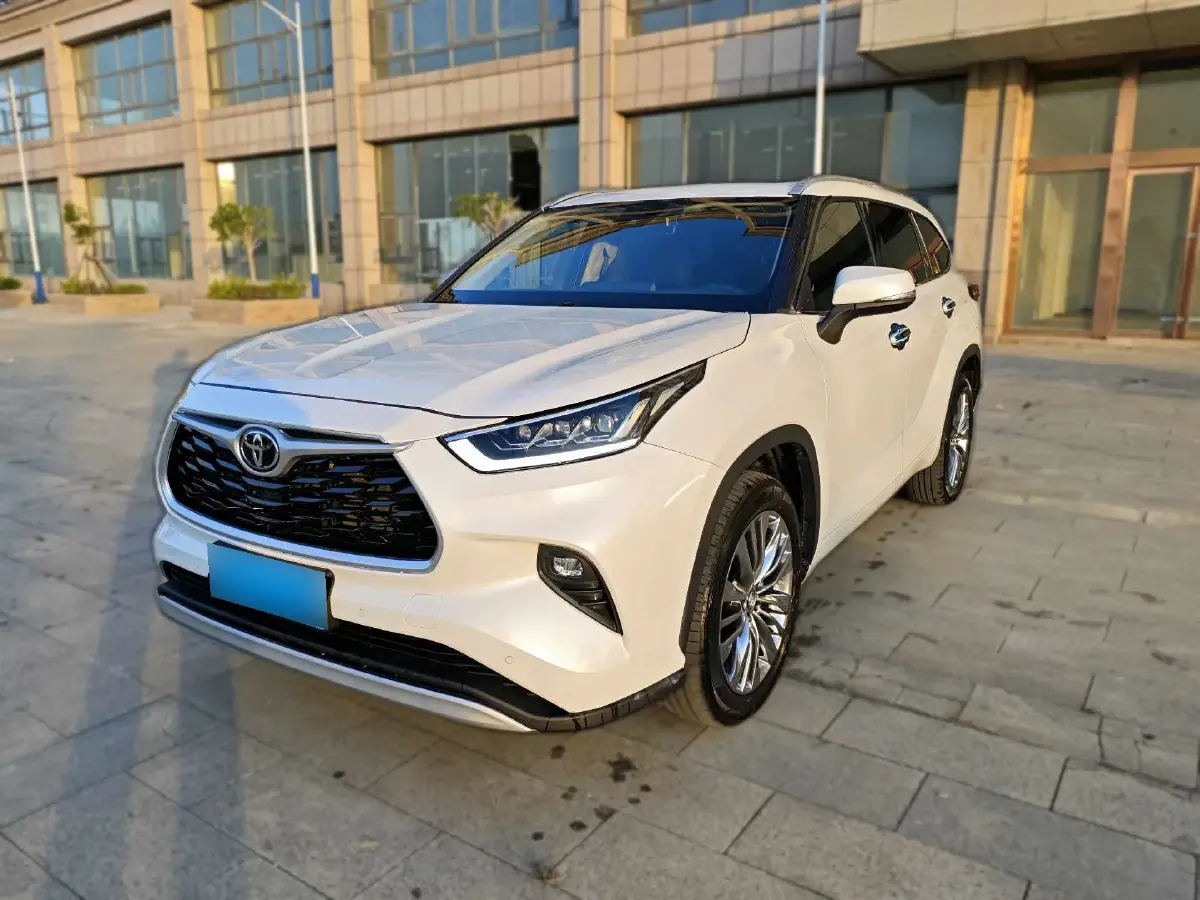 2024 Toyota Highlander 2.0T 248HP L4 8AT