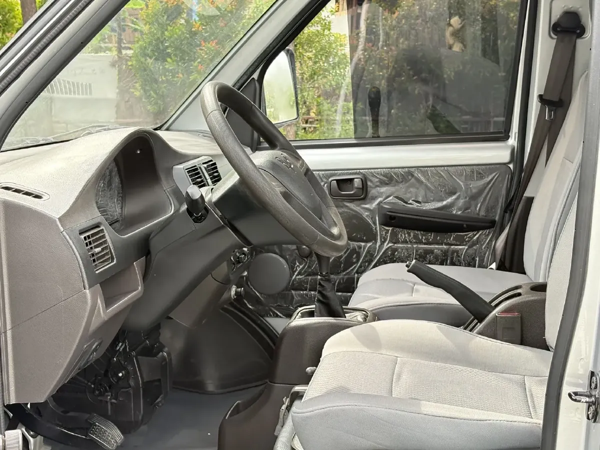 2021 WuLing RongGuang New Truck Special 1.8L 125HP L4 5MT,autocango,china used car exporter,china ev exporter,chinese used car exporter,chinese used ev exporter