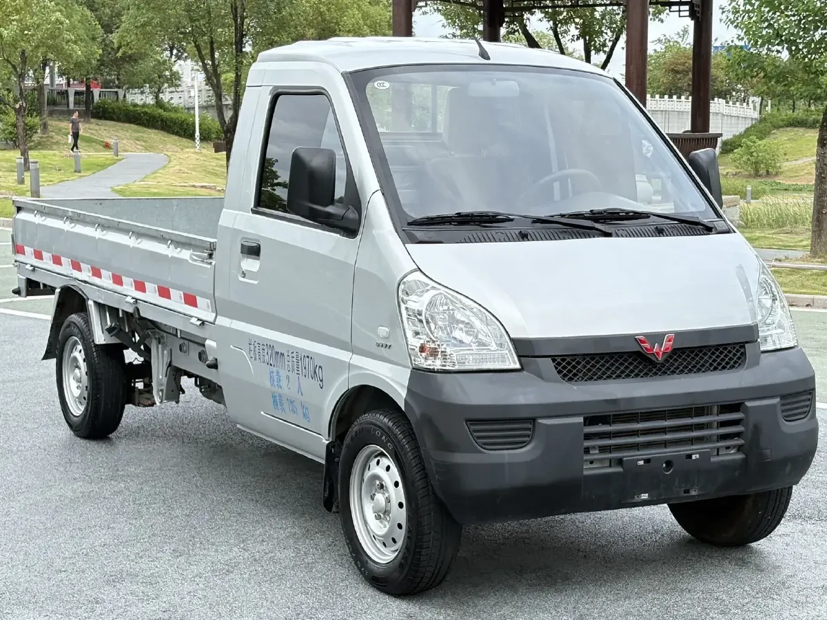 2021 WuLing RongGuang New Truck Special 1.8L 125HP L4 5MT,autocango,china used car exporter,china ev exporter,chinese used car exporter,chinese used ev exporter