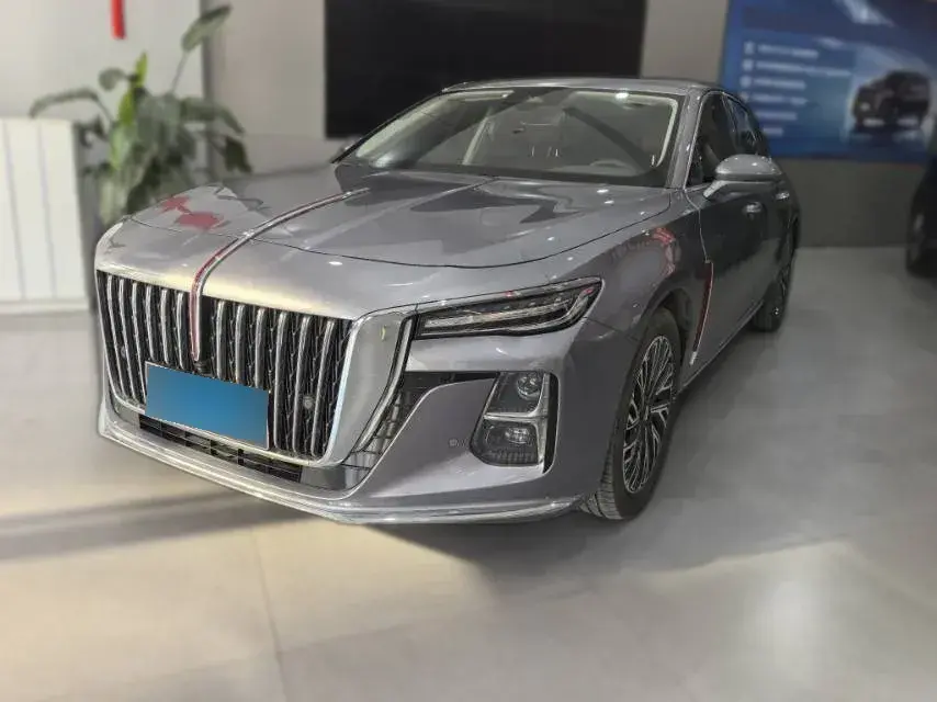 2023 HongQi H5 2.0T 224HP L4 8AT
