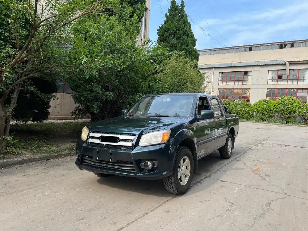 2023 Dongfeng RuiQi 6 2.3T 163HP L4 6MT