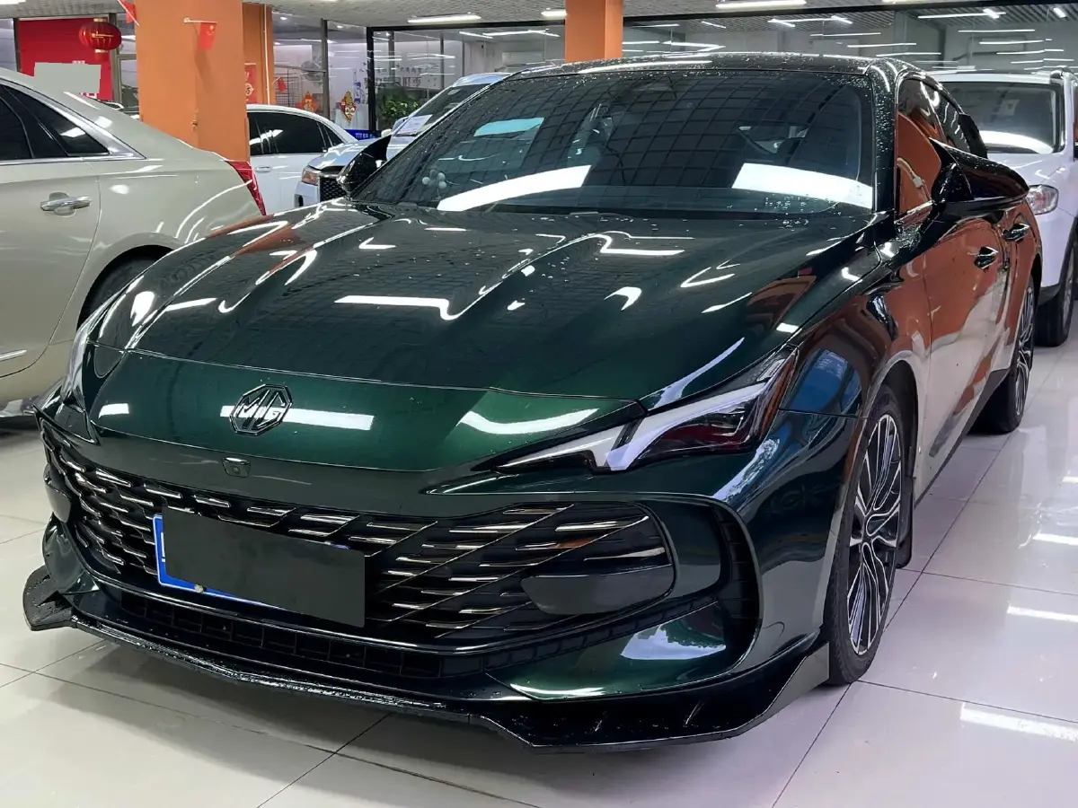2023 MG 7 2.0T 261HP L4 9AT