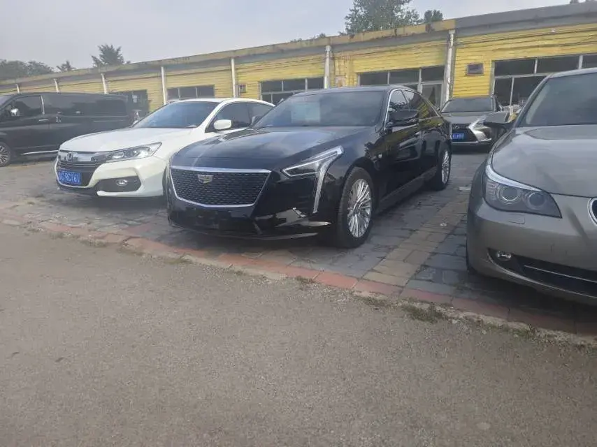 2022 Cadillac CT6 2.0T 237HP L4 10AT