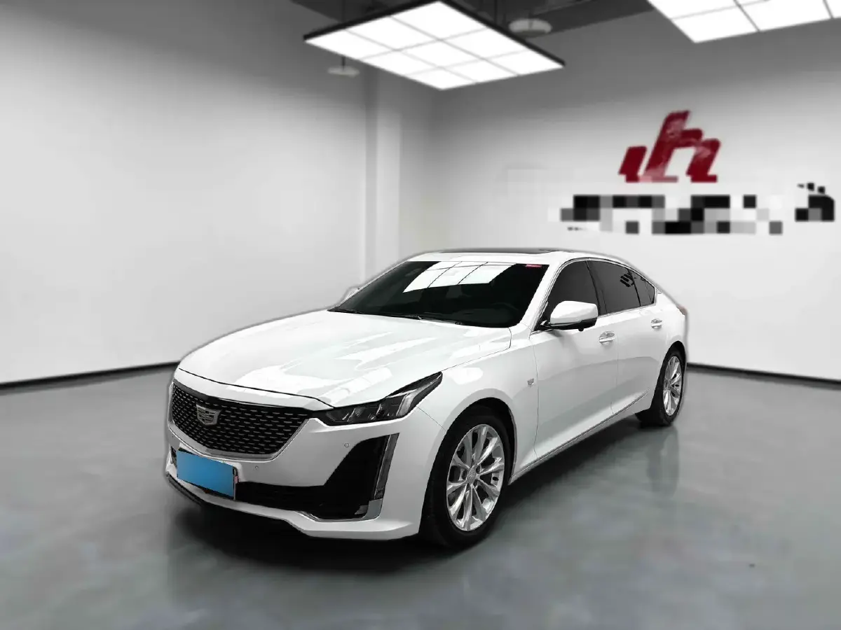 2022 Cadillac CT5 2.0T 237HP L4 10AT