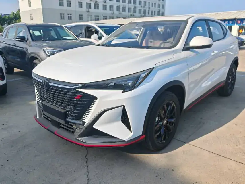 2025 ChangAn X5 PLUS 1.5T 188HP L4 7DCT