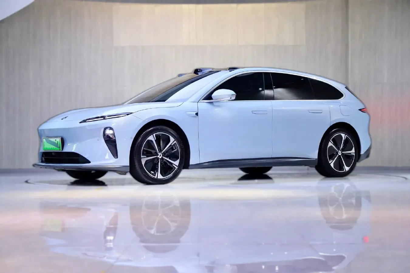 2024 NIO ET5T BEV 75KWH