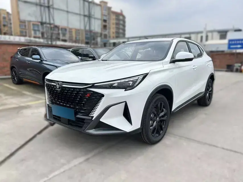2025 ChangAn X5 PLUS 1.5T 188HP L4 7DCT