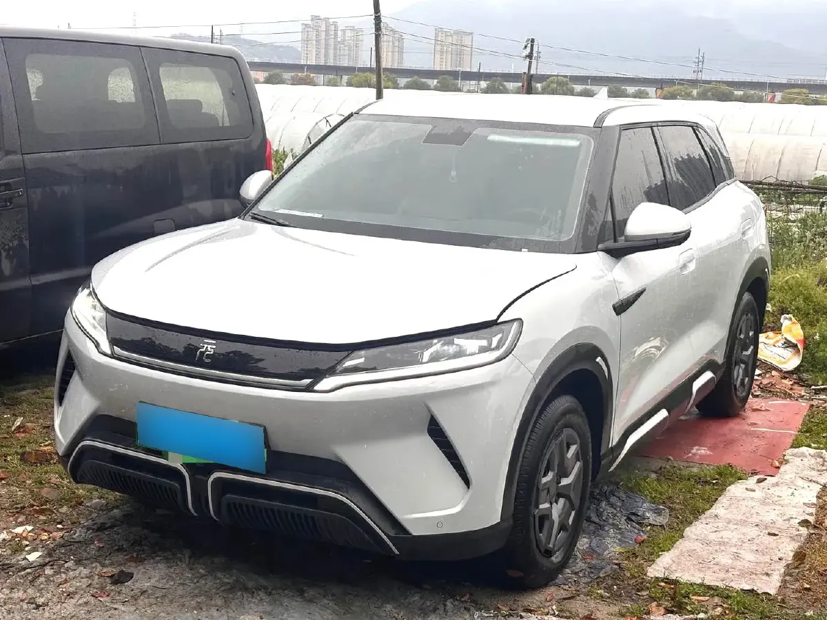 2024 BYD YuanUP BEV 45.12KWH