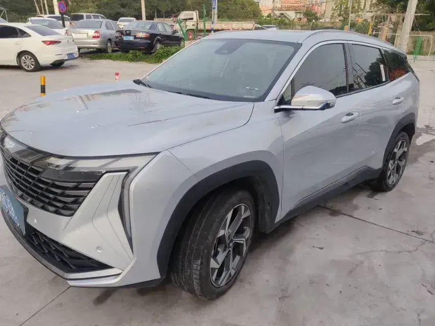 2023 Geely StarRay 1.5T 181HP L4 7DCT