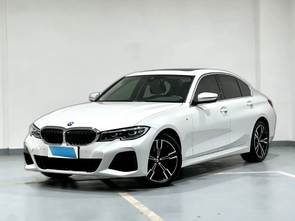 2022 BMW 3 Series 2.0T 184HP L4 8AT
