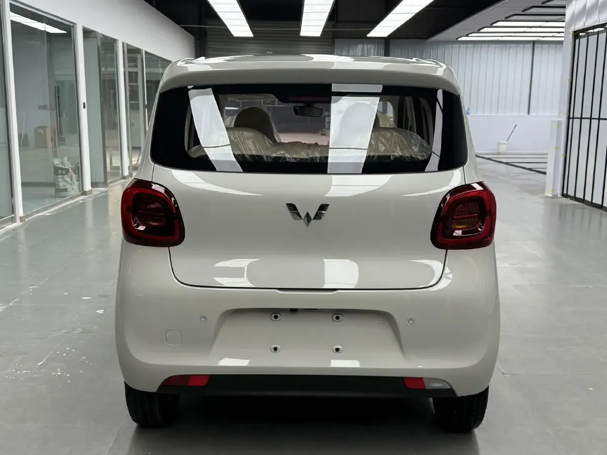 2025 WuLing HongGuang MINI EV BEV 16.2KWH,autocango,china used car exporter,china ev exporter,chinese used car exporter,chinese used ev exporter