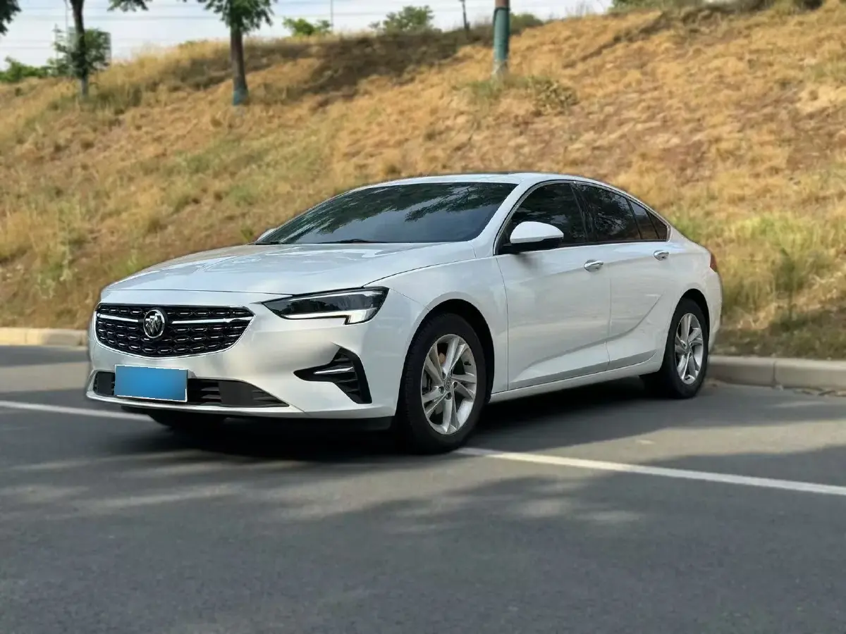 2023 Buick Regal 1.5T 169HP L4 9AT