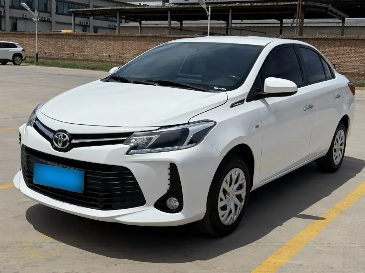 2022 Toyota Vios 1.5L 112HP L4 CVT