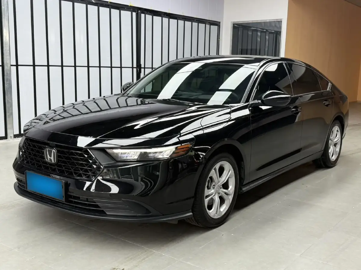 2023 Honda Accord 1.5T 192HP L4 CVT