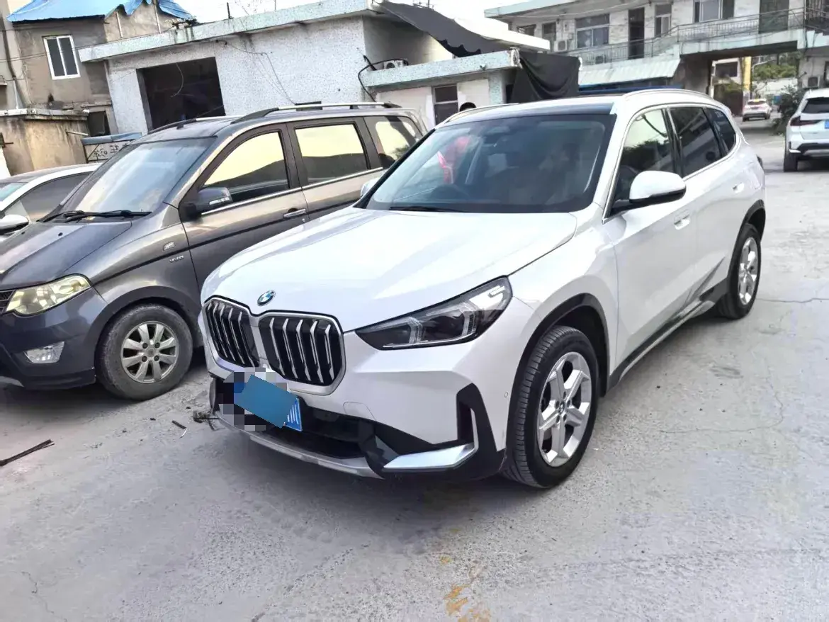 2023 BMW X1 1.5T 156HP L3 7DCT