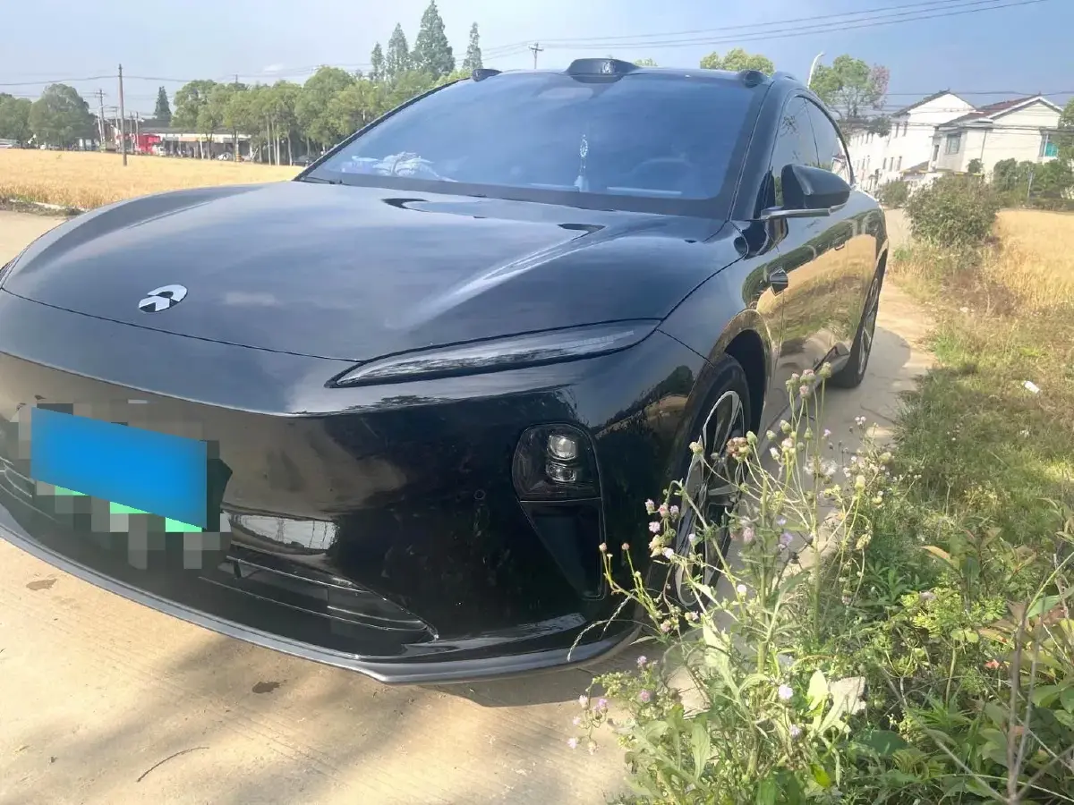 2024 NIO ET5T BEV 75KWH