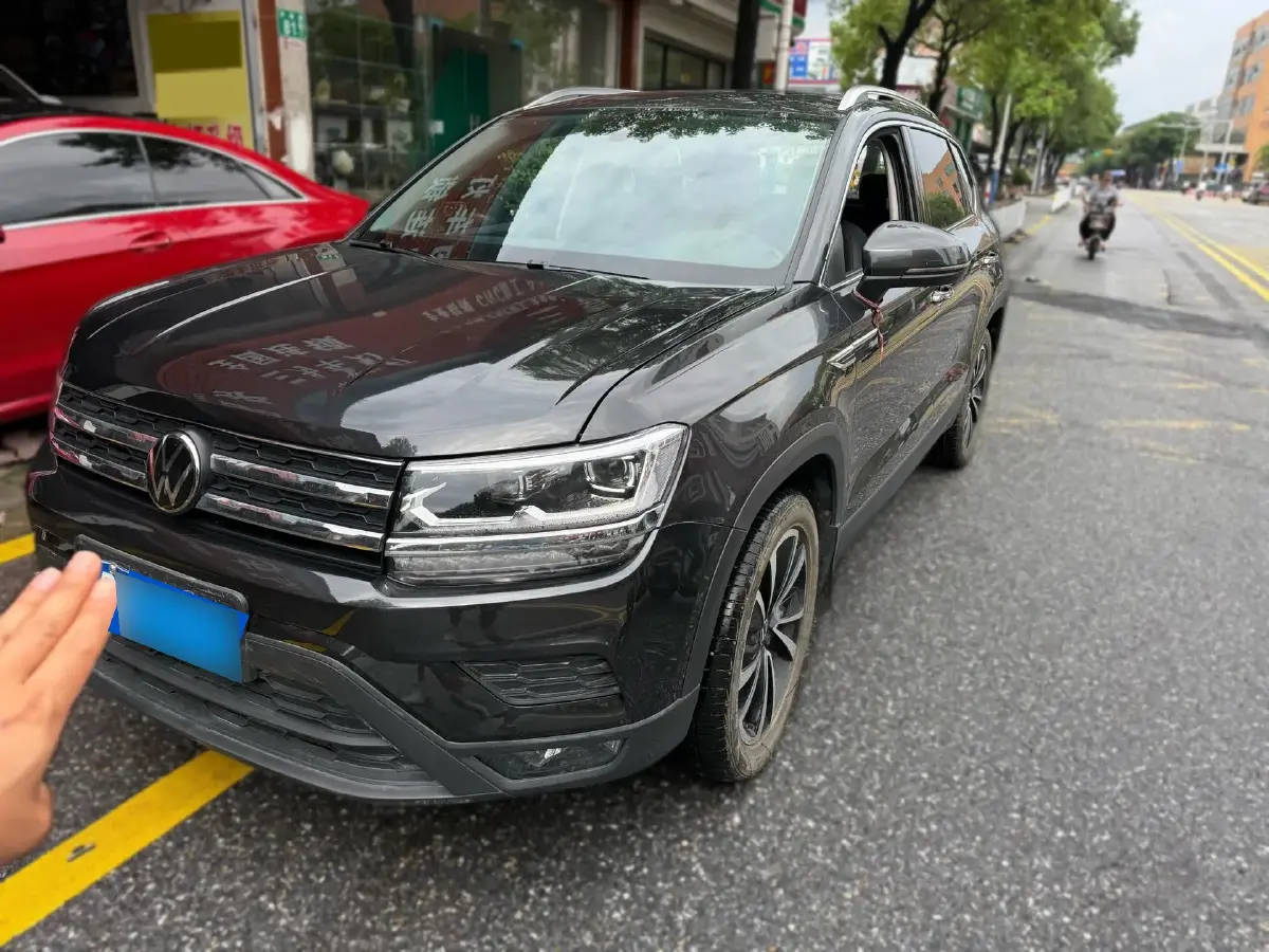 2021 Volkswagen Tharu 1.4T 150HP L4 7DCT