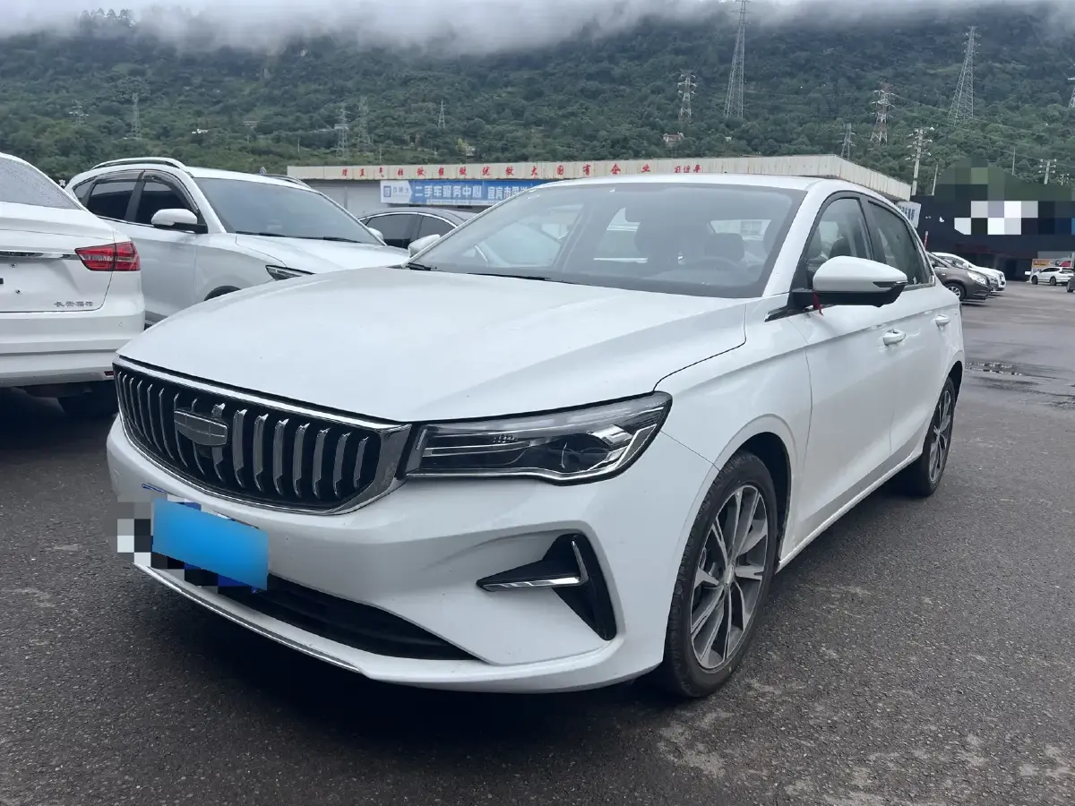 2025 Geely Emgrand 1.5L 127HP L4 CVT