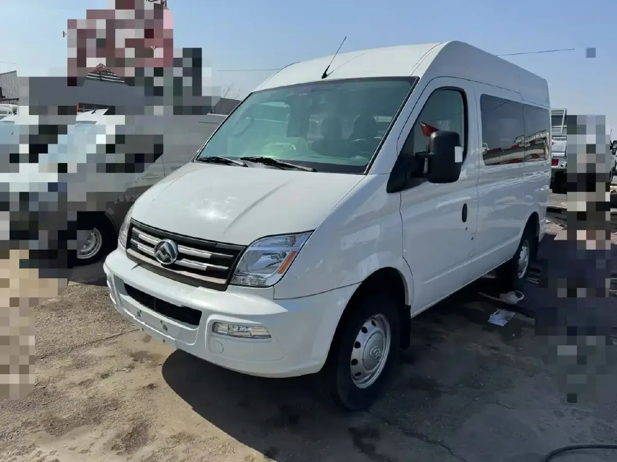 2023 MAXUS XinTu V80 2.0T 127HP L4 6AMT