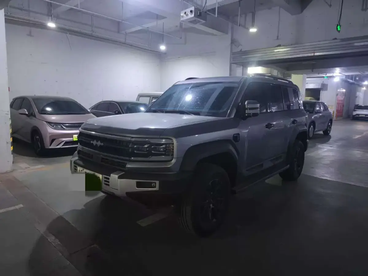 2023 FangChengBao Bao 5 1.5T 194HP L4 E-CVT PHEV 31.8KWH