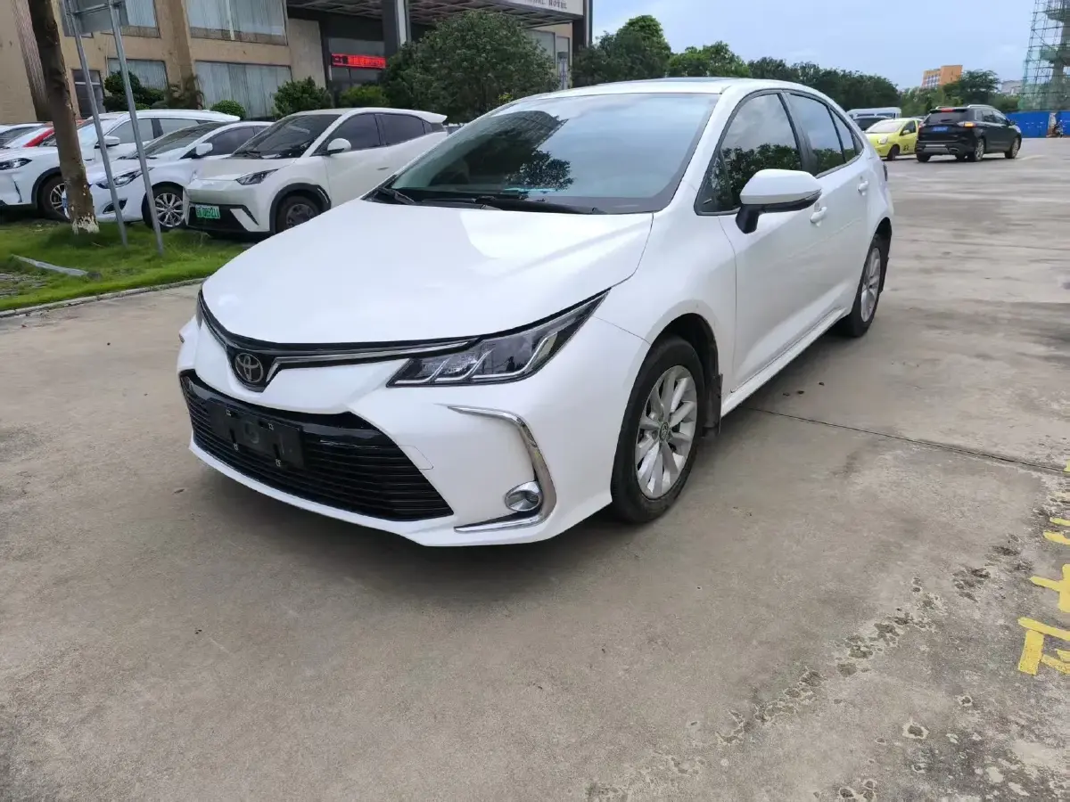 2021 Toyota Corolla 1.2T 116HP L4 CVT