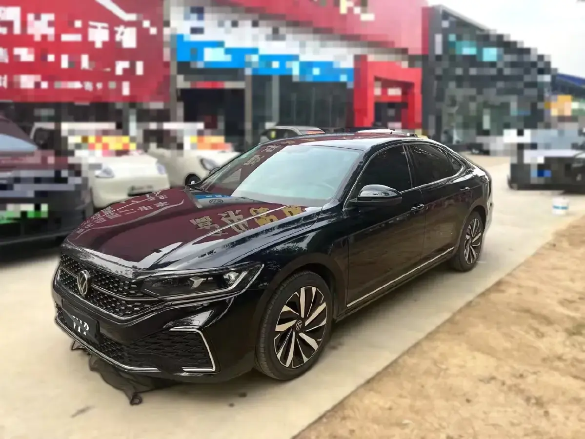 2022 Volkswagen Passat 2.0T 186HP L4 7DCT