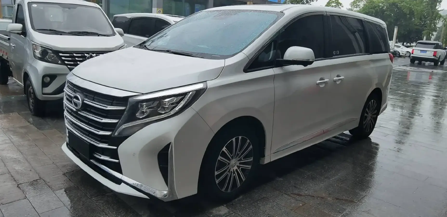 2023 GAC Trumpchi M8 2.0T 252HP L4 8AT