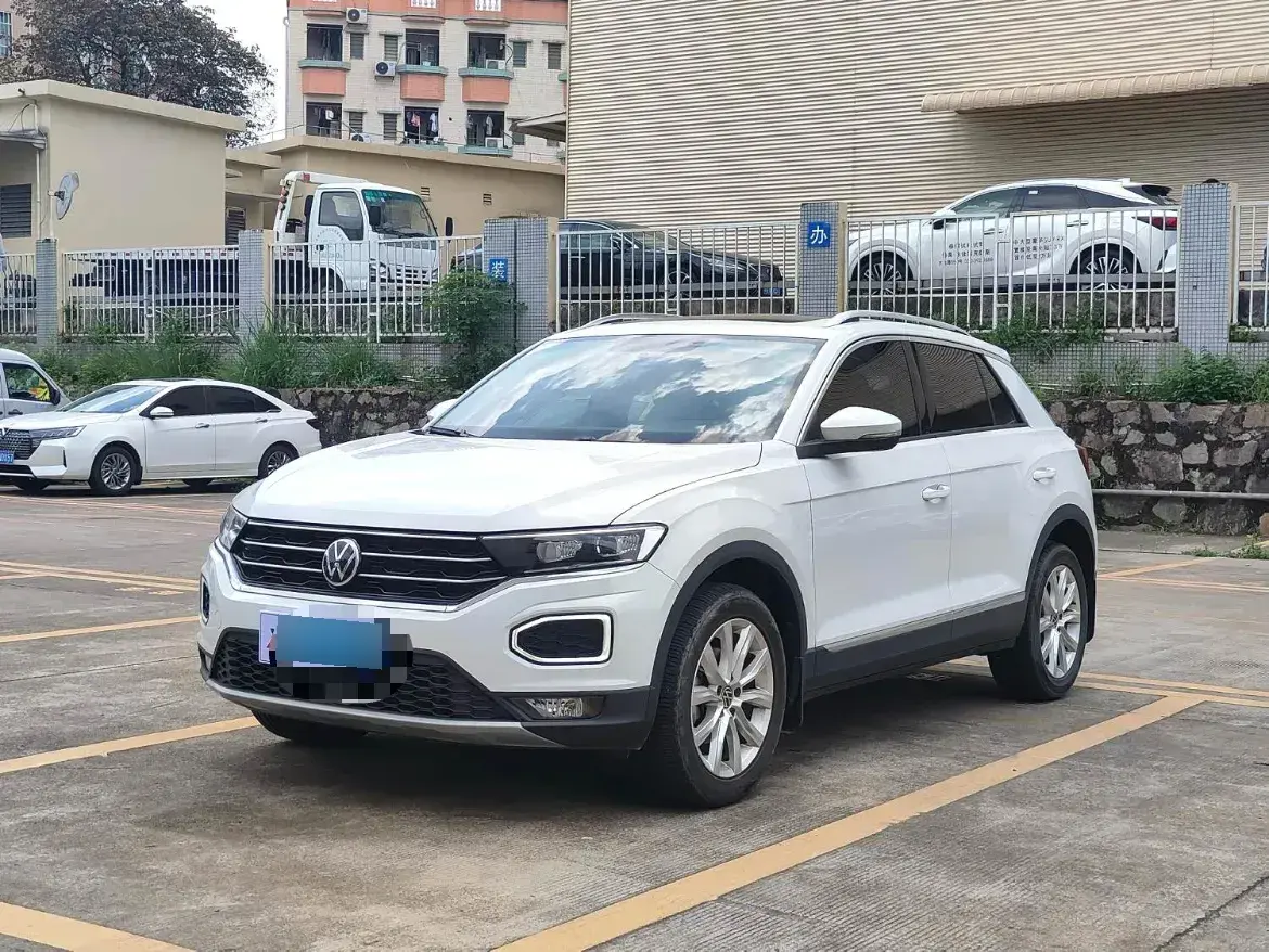 2022 Volkswagen T-Roc 1.4T 150HP L4 7DCT