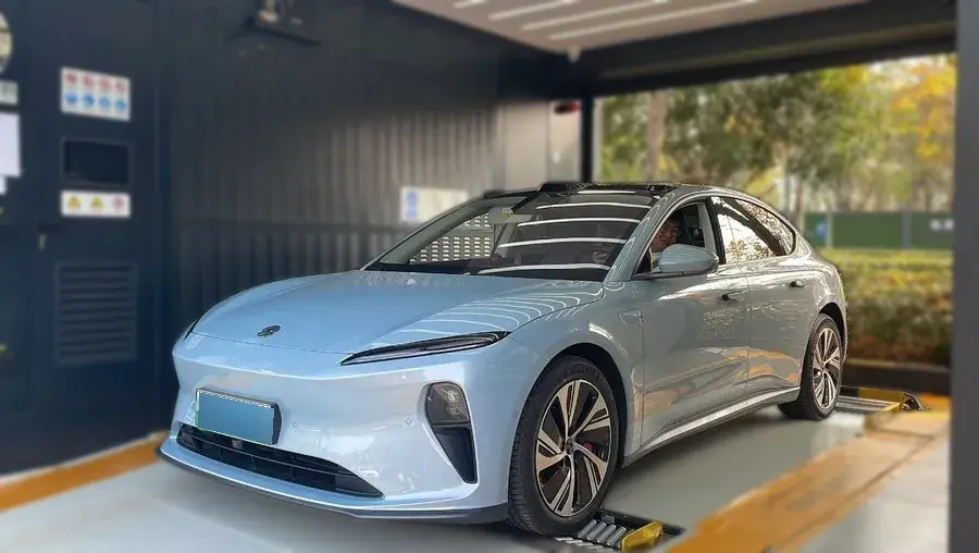 2022 NIO ET5 BEV 75KWH