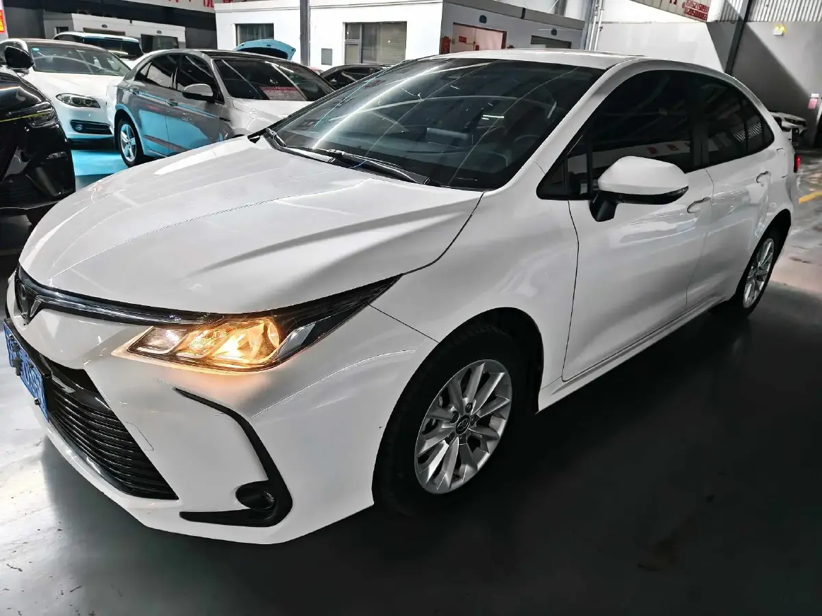 2021 Toyota Corolla 1.2T 116HP L4 CVT