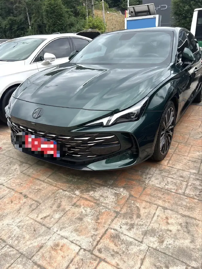 2023 MG 7 2.0T 261HP L4 9AT