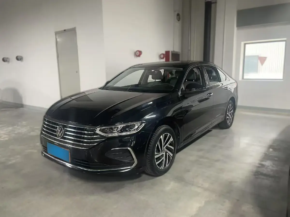 2023 Volkswagen Lavida 1.5L 113HP L4 6AT