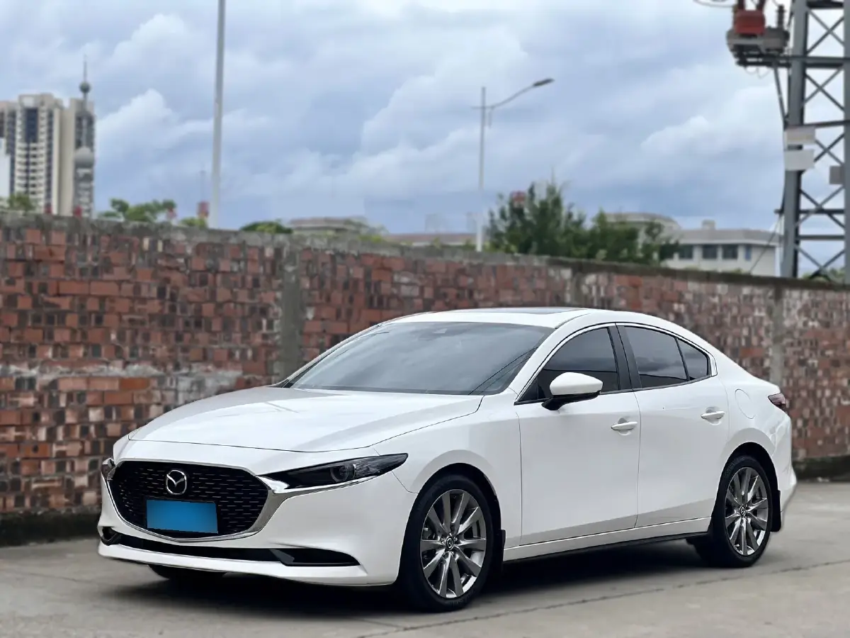 2023 Mazda 3 Axela 2.0L 158HP L4 6AT
