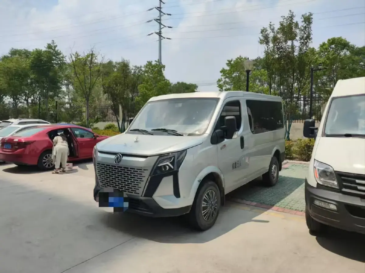 2020 DongFeng DFAC YuFeng 2.5T 136HP L4 6MT