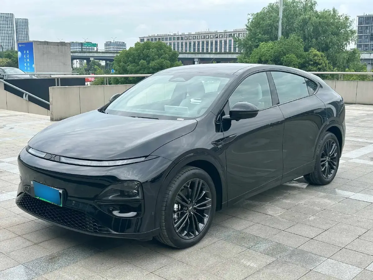 2023 Xpeng G6 BEV 66KWH