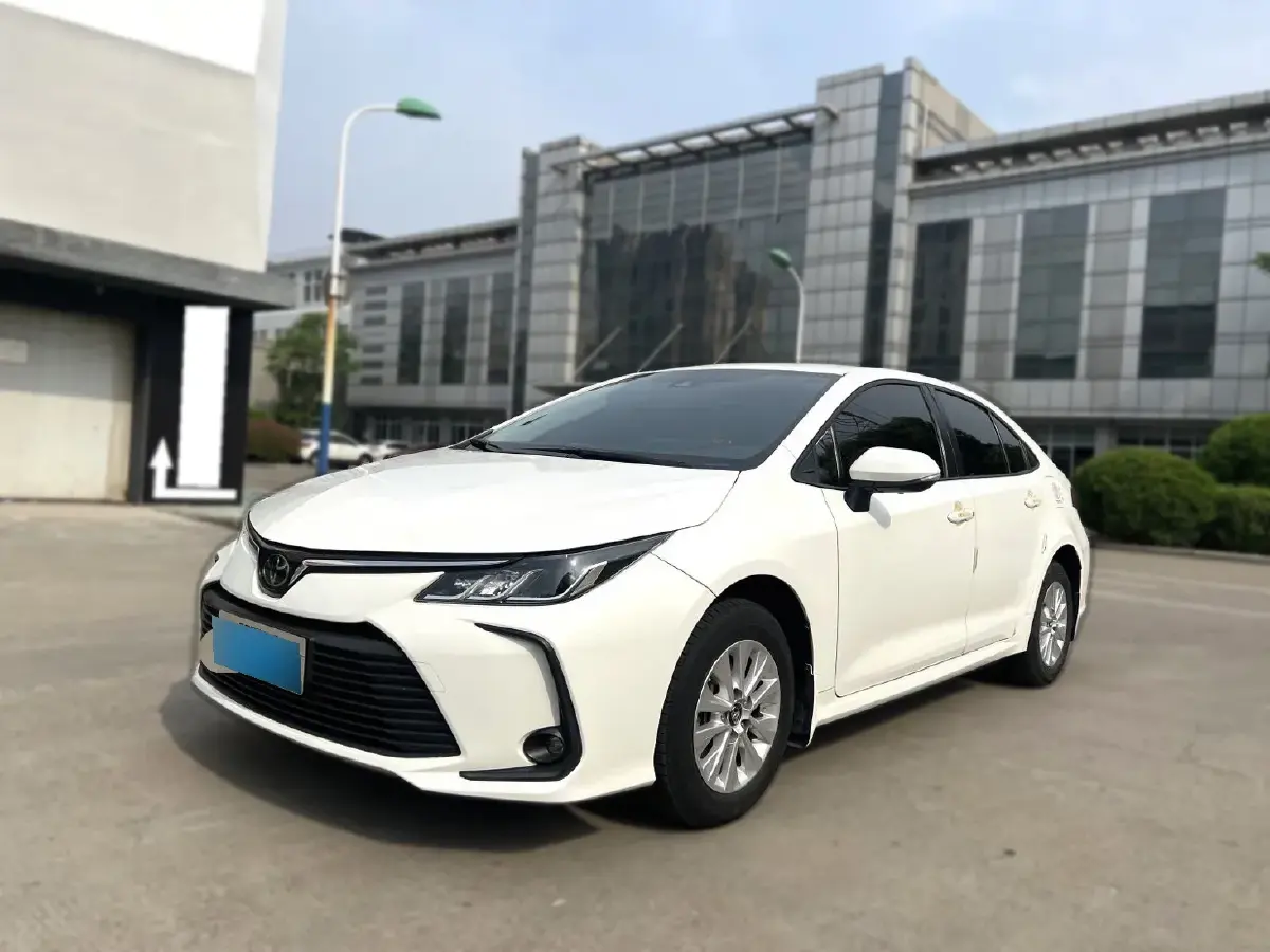 2021 Toyota Corolla 1.2T 116HP L4 CVT