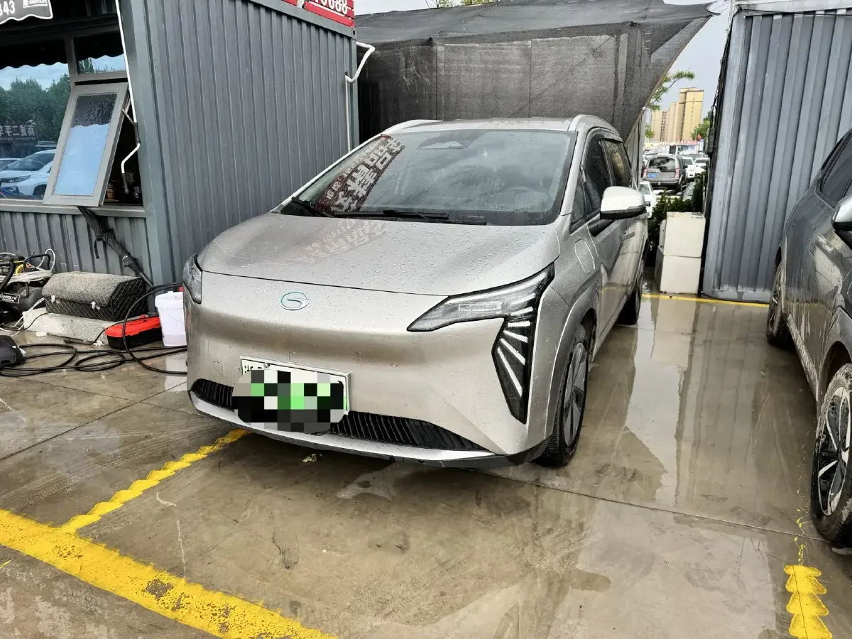 2023 Aion Y BEV 68.2KWH