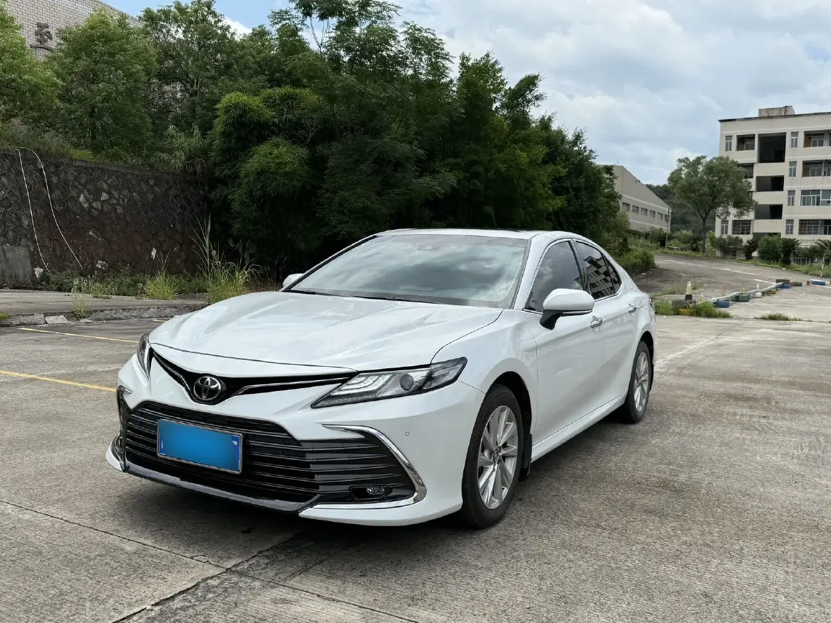 2021 Toyota Camry 2.0L 178HP L4 CVT