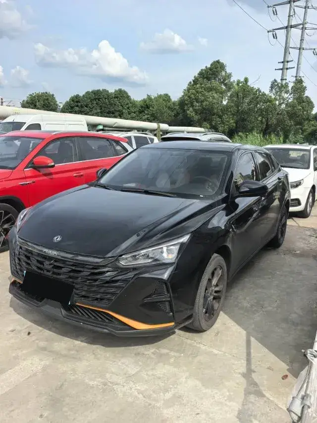 2023 DongFeng Aeolus YiXuan 1.5L 125HP L4 5MT