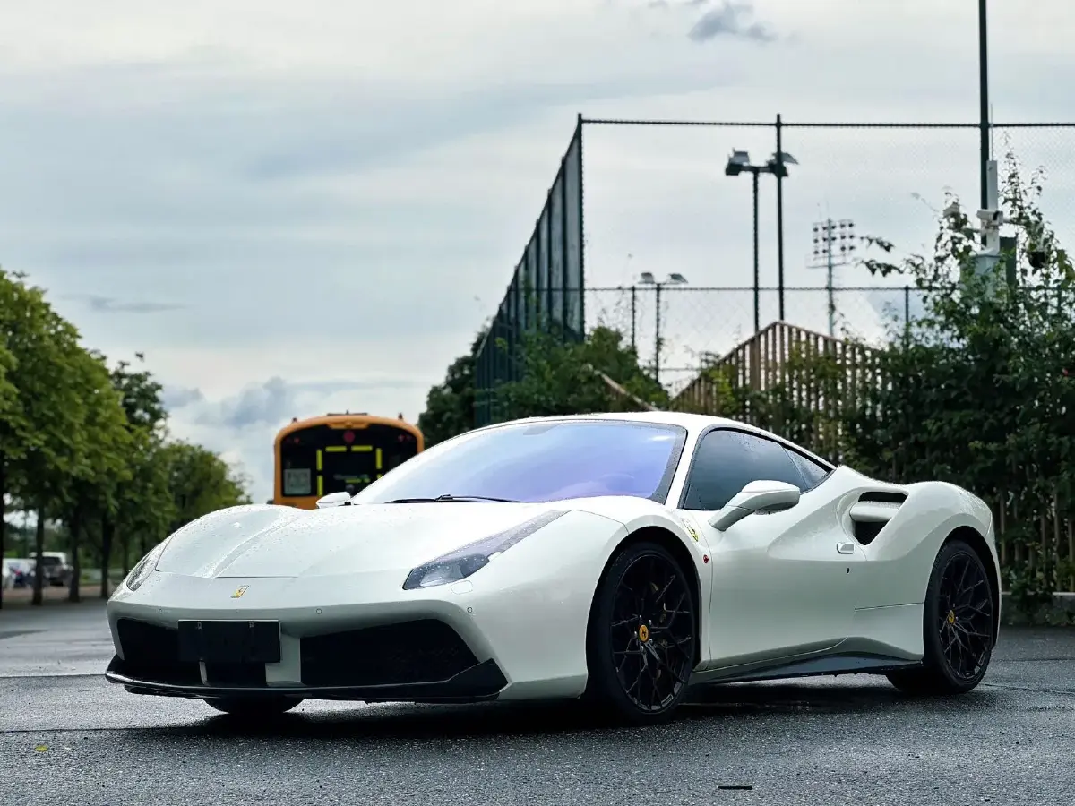 2015 Ferrari 488 3.9T 670HP V8 7DCT