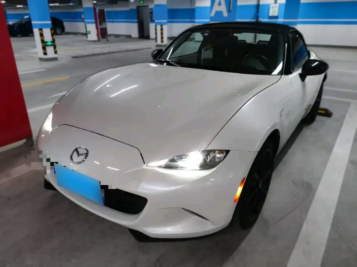 2023 BMW 3.0T 333HP L6 8AT,autocango,china used car exporter,china ev exporter,chinese used car exporter,chinese used ev exporter