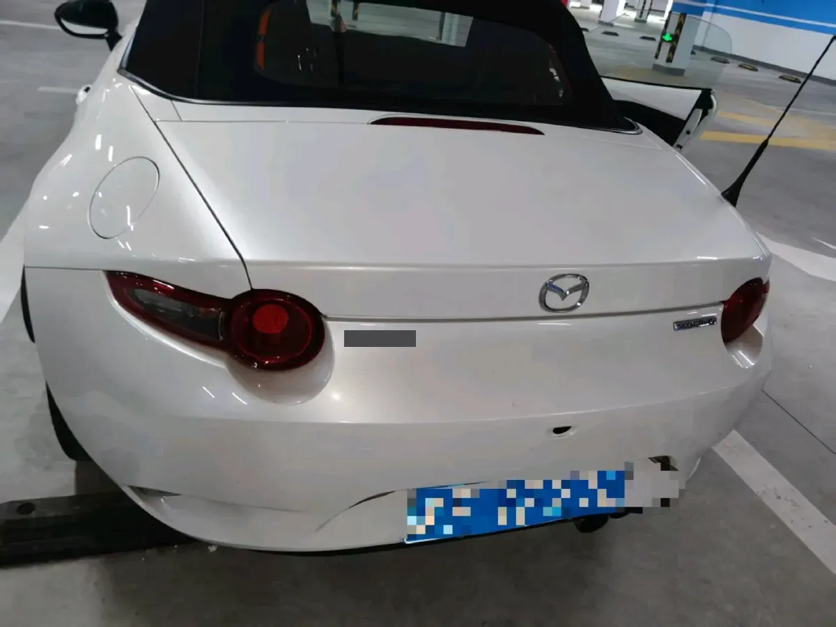 2023 BMW 3.0T 333HP L6 8AT,autocango,china used car exporter,china ev exporter,chinese used car exporter,chinese used ev exporter